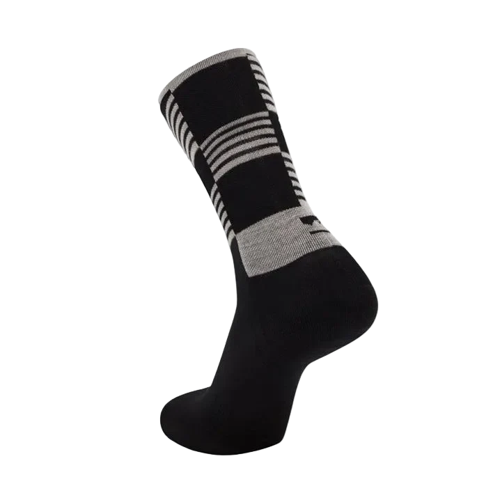 Mons Royale Unisex Atlas Crew Sock Check Mate Black Check - Image 2